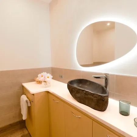 Carrara Deluxe Διαμέρισμα *