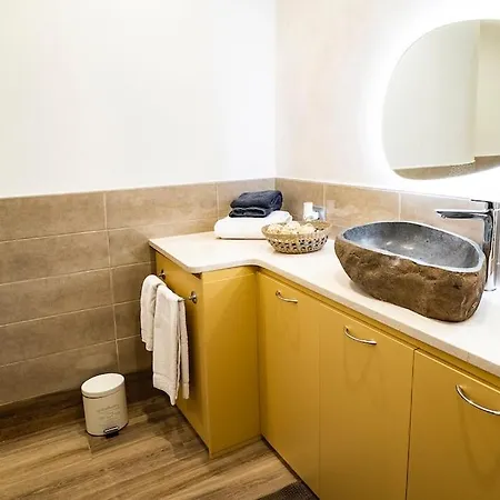 Carrara Deluxe Διαμέρισμα