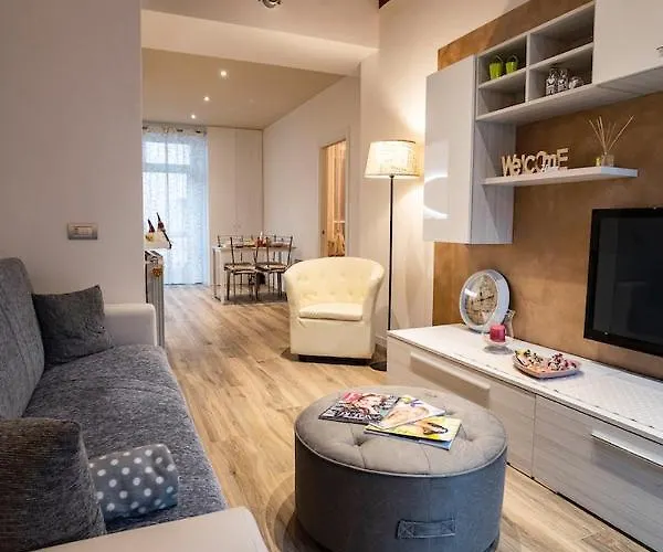 Carrara Deluxe 아파트